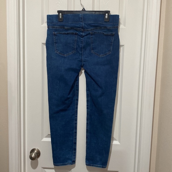 NYDJ Pull-on Skinny Split Ankle Jean Size 8 EUC - Picture 4 of 12